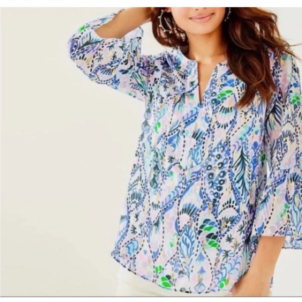 Perfect LILLY PULITZER ELENORA SILK BLOUSE TAILS OF THE SEA METALLICS Small - Picture 1 of 9